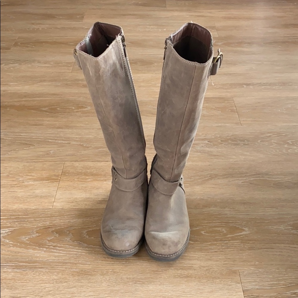 Clarks Leather Boots. Size 7.